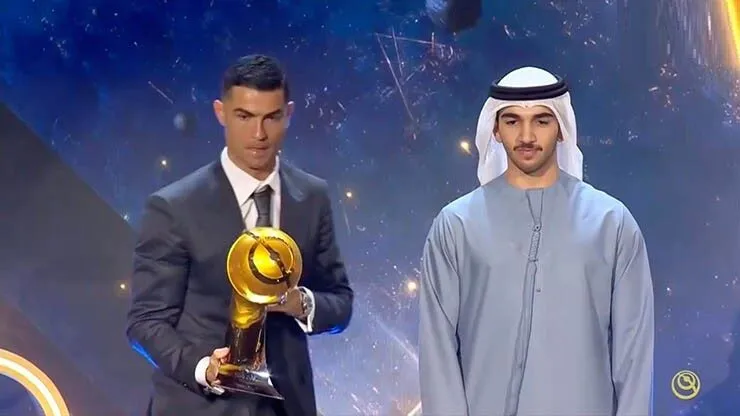 Ronaldo úp mở ý định rời Al Nassr trở lại châu Âu