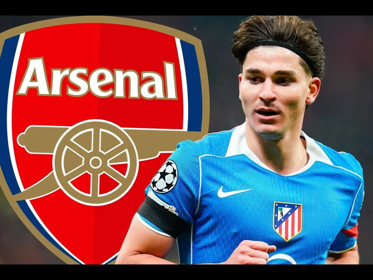 arsenal-choi-tat-tay-vi-alvarez-1